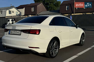 Седан Audi A3 2018 в 