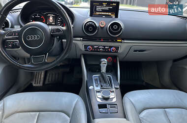 Седан Audi A3 2015 в 