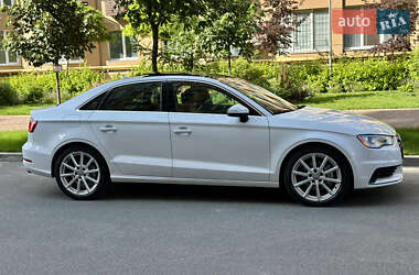 Седан Audi A3 2015 в 