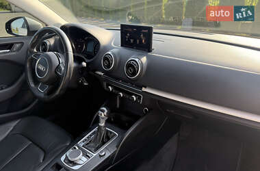 Седан Audi A3 2014 в 