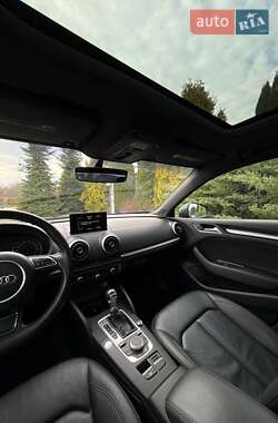 Седан Audi A3 2016 в 