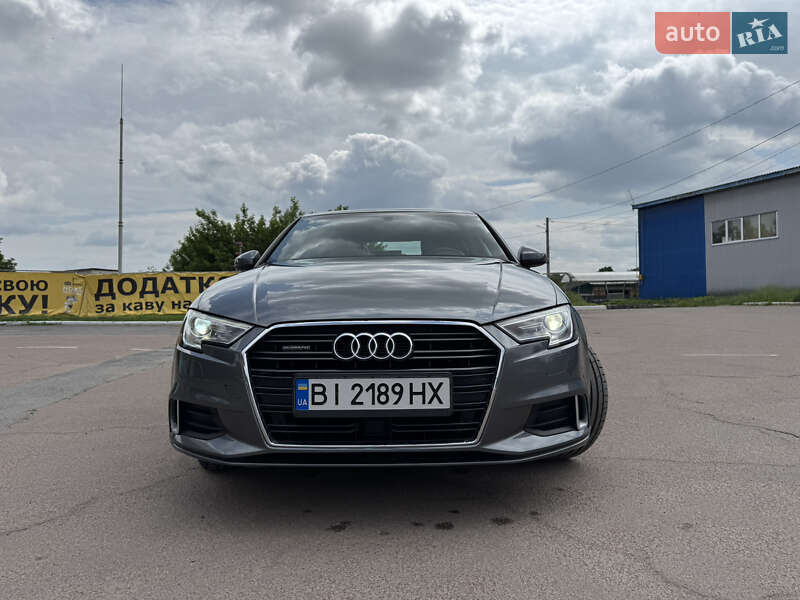 Седан Audi A3 2017 в Житомире