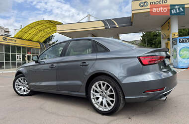 Седан Audi A3 2017 в 