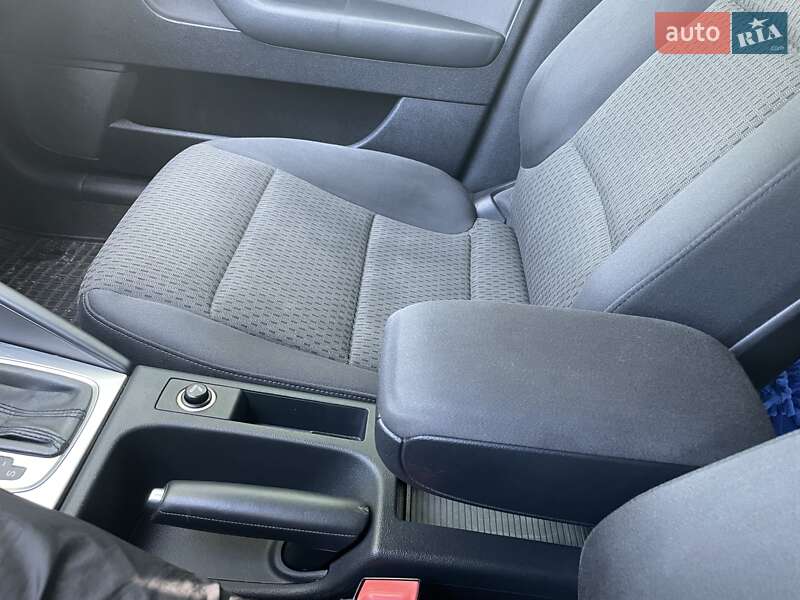 Хэтчбек Audi A3 2011 в Александрие