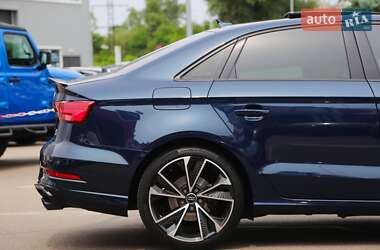 Седан Audi A3 2017 в 