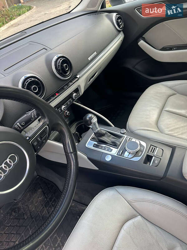 Хэтчбек Audi A3 2015 в Немишаево фото 3 Хэтчбек Audi A3 2015 в Немишаево