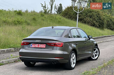 Седан Audi A3 2015 в 