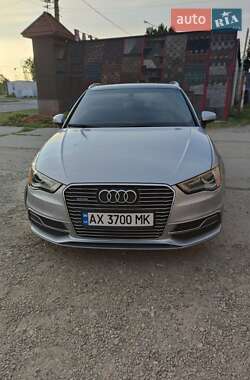 Хэтчбек Audi A3 2015 в 