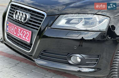 Хэтчбек Audi A3 2009 в 