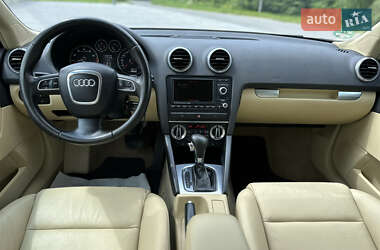 Хэтчбек Audi A3 2009 в 