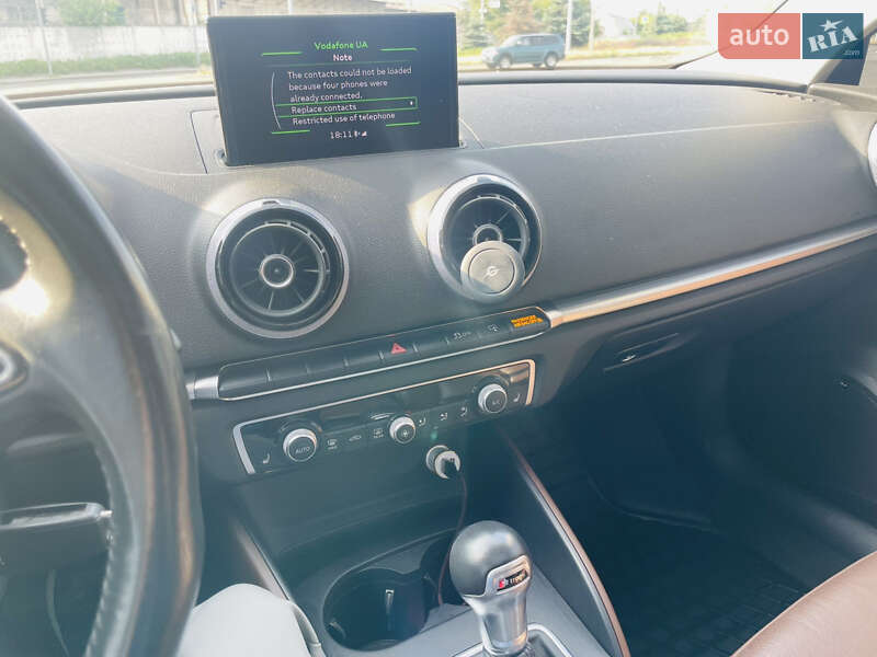 Седан Audi A3 2015 в Киеве