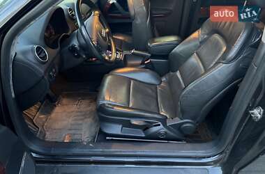Хэтчбек Audi A3 2004 в 
