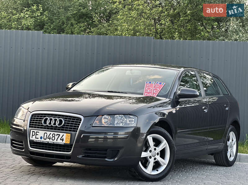 Хэтчбек Audi A3 2007 в 