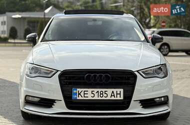 Седан Audi A3 2016 в 