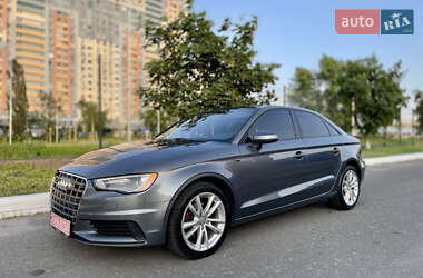Седан Audi A3 2015 в 