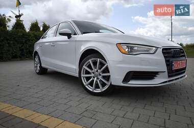 Седан Audi A3 2014 в Стрые