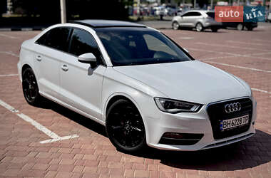 Седан Audi A3 2015 в 