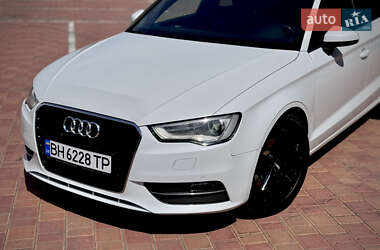 Седан Audi A3 2015 в 