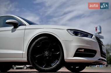Седан Audi A3 2015 в 