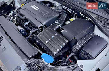 Седан Audi A3 2015 в 