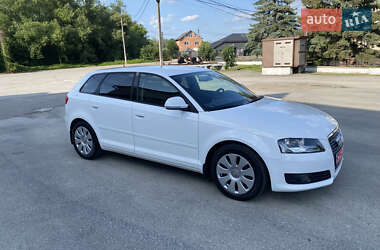 Хэтчбек Audi A3 2009 в 