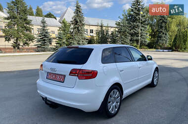 Хэтчбек Audi A3 2009 в 