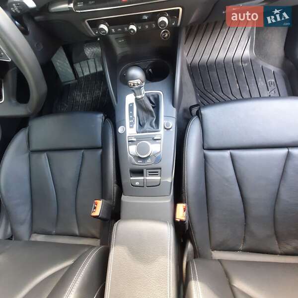 Седан Audi A3 2020 в Киеве