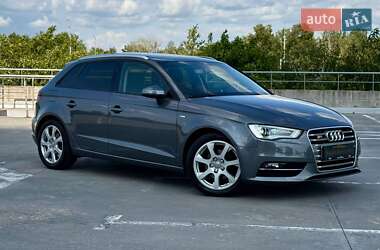 Хетчбек Audi A3 2016 в Києві