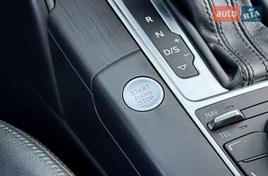Хэтчбек Audi A3 2016 в 