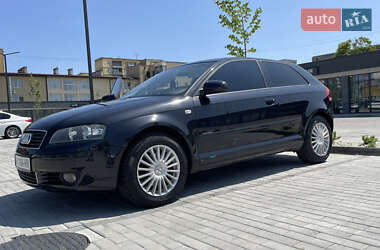 Хэтчбек Audi A3 2003 в Ужгороде