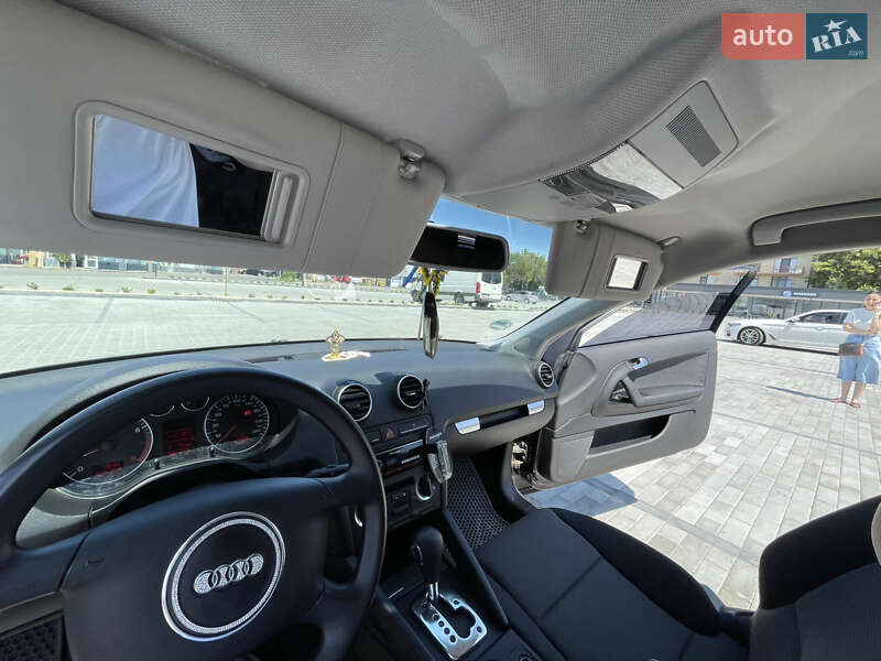 Хэтчбек Audi A3 2003 в Ужгороде
