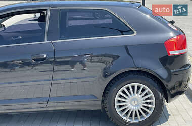 Хэтчбек Audi A3 2003 в Ужгороде