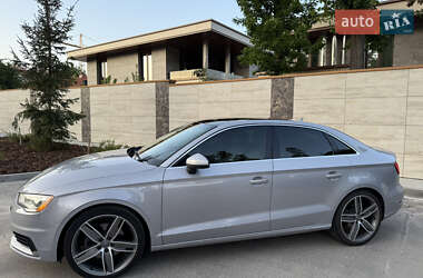 Седан Audi A3 2014 в Львові
