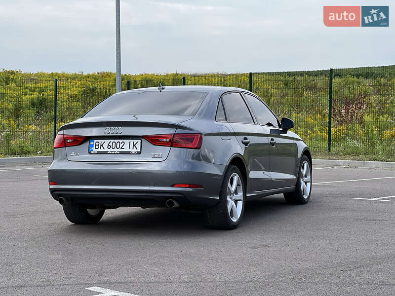Седан Audi A3 2015 в Ровно