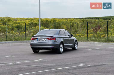 Седан Audi A3 2015 в 