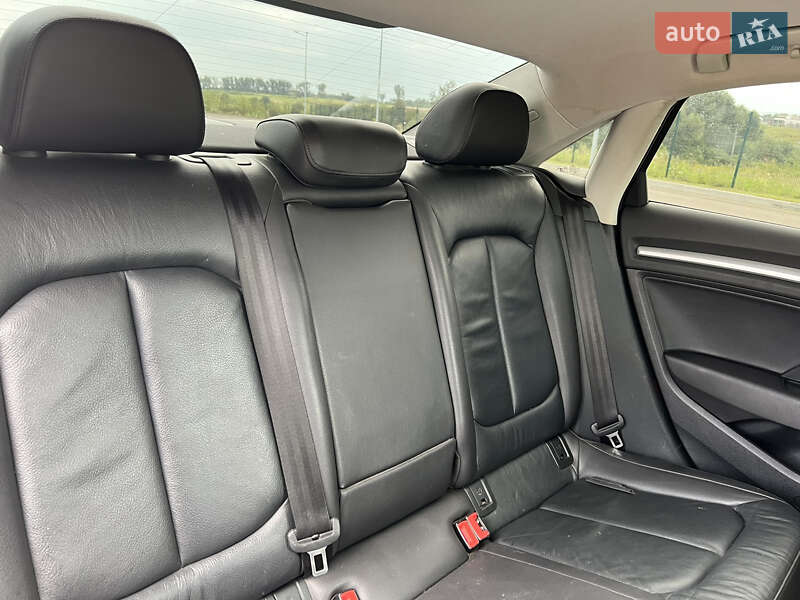 Седан Audi A3 2015 в Ровно