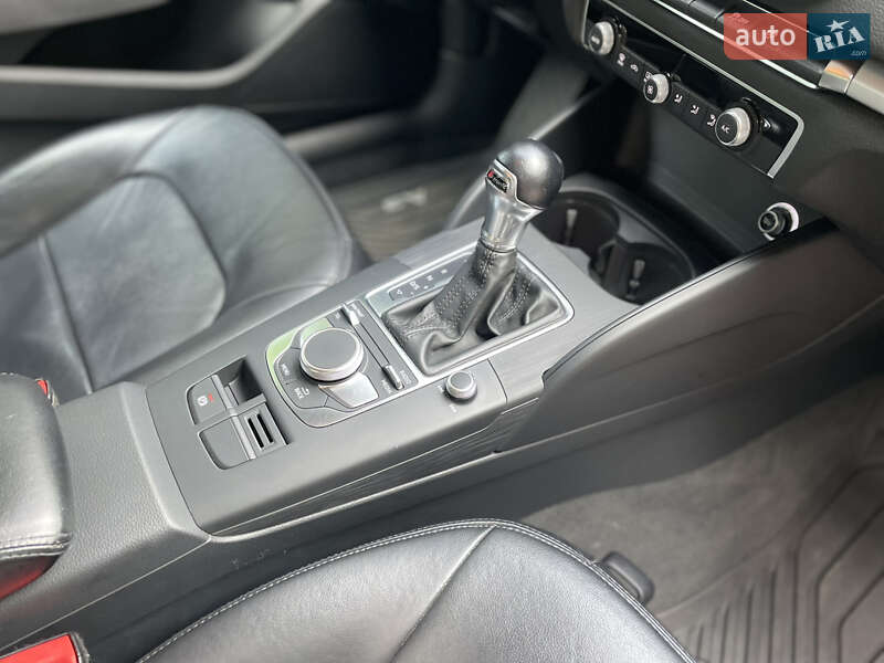 Хэтчбек Audi A3 2017 в Черкассах