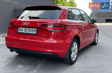 Хэтчбек Audi A3 2016 в 