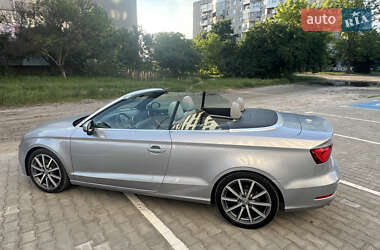 Кабриолет Audi A3 2016 в 