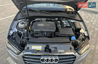 Кабриолет Audi A3 2016 в 