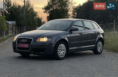 Хэтчбек Audi A3 2005 в 