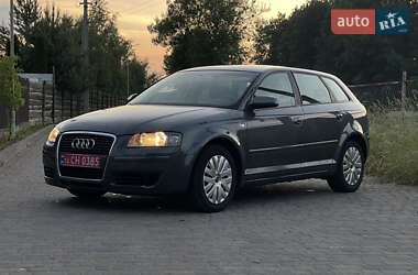 Хэтчбек Audi A3 2005 в 