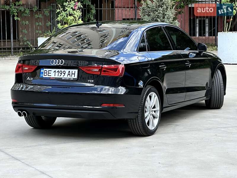 Седан Audi A3 2014 в Одессе