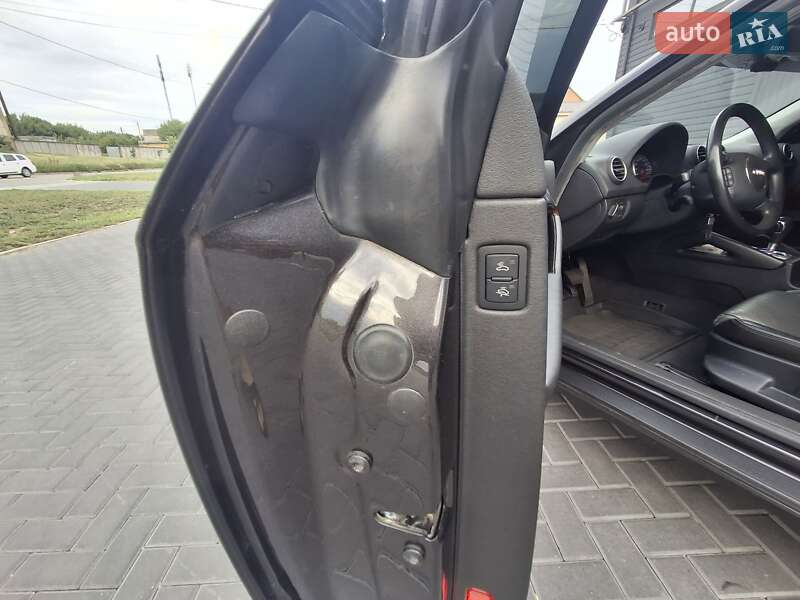 Хетчбек Audi A3 2004 в Кропивницькому