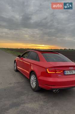 Седан Audi A3 2016 в 