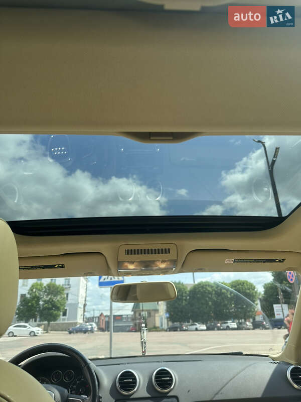 Хэтчбек Audi A3 2010 в Коростене