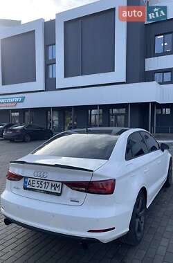 Седан Audi A3 2015 в 