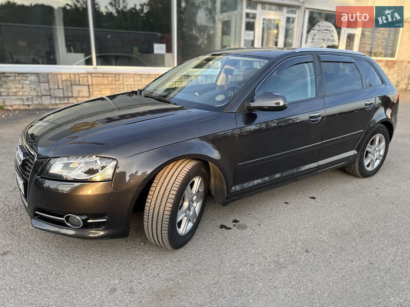 Хэтчбек Audi A3 2010 в Львове