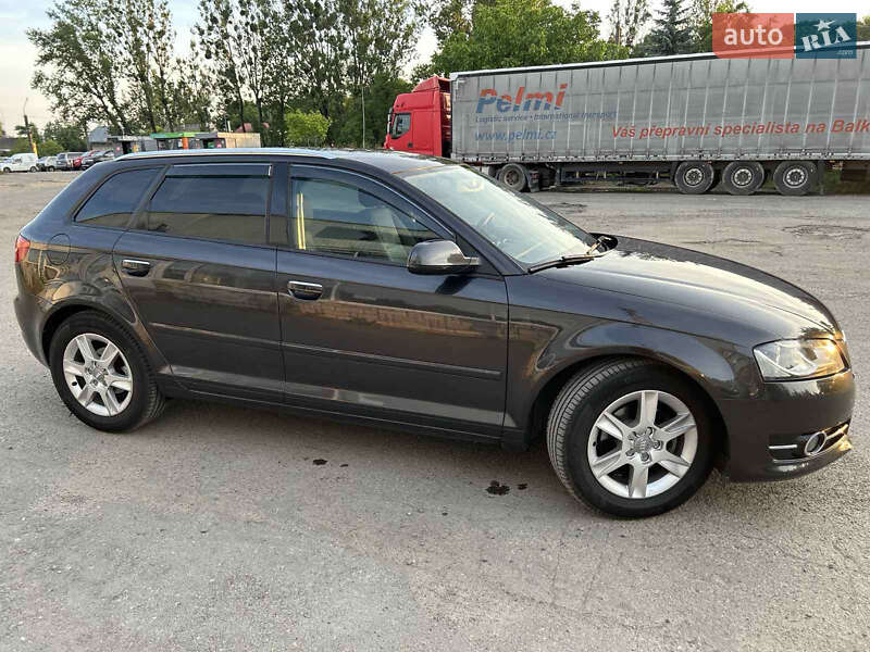Хэтчбек Audi A3 2010 в Львове