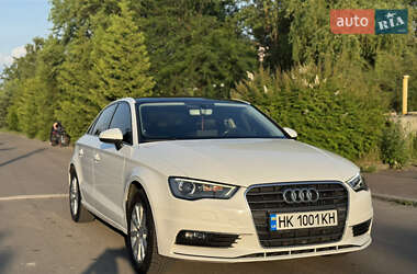 Седан Audi A3 2015 в 